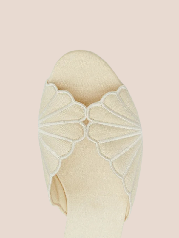 Petale Bloom cream flat mules for women with scalloped design, stylish slip-on sandals for everyday comfort and chic look