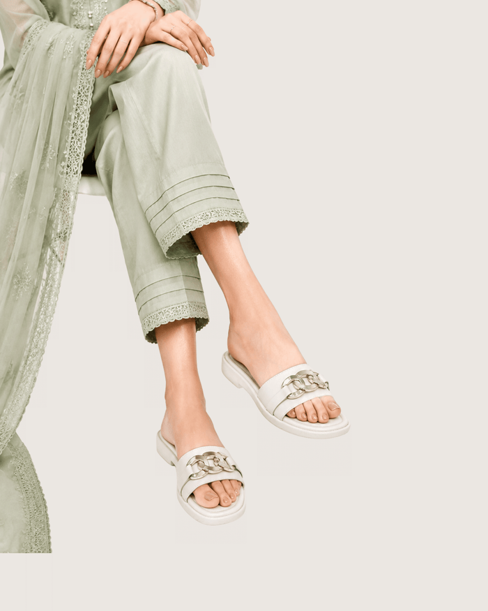 Aurielle Chain Slides